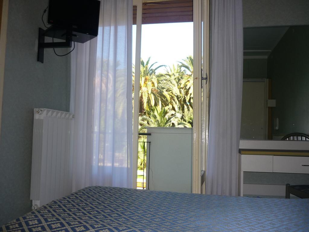 Hotel Europa Arma di Taggia Habitación foto