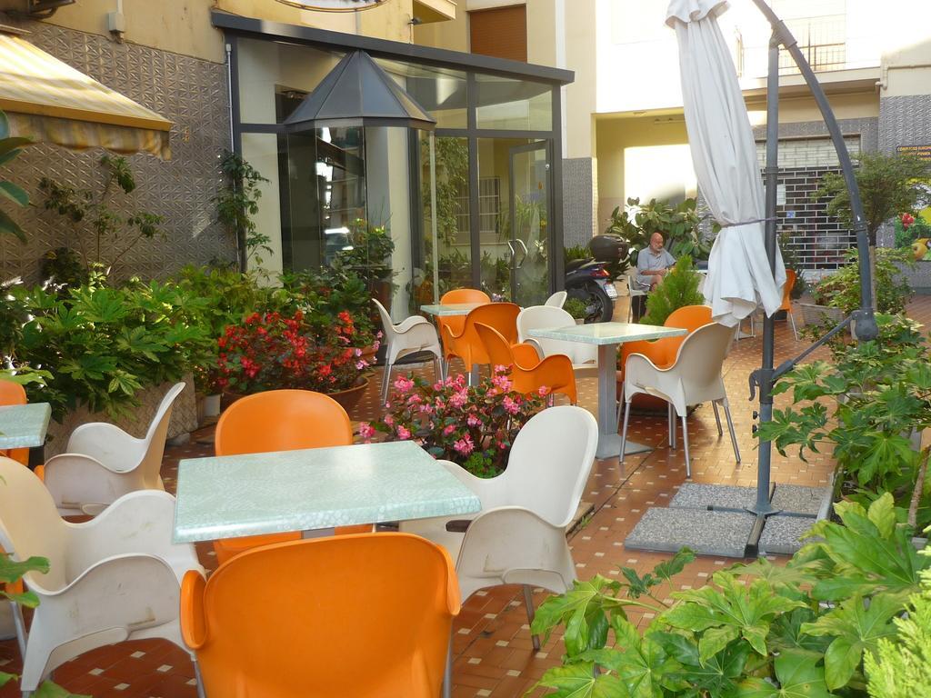 Hotel Europa Arma di Taggia Exterior foto
